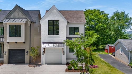517 Achievement Dr, Nashville, TN, 37209-2811 | Card Image