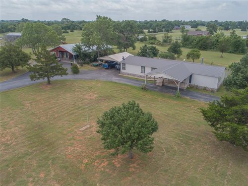 1300 Hutton Rd, Marlow, OK, 73055-4401 | Card Image