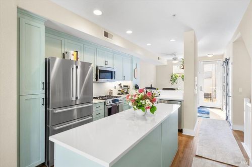 310 City Center Drive, Rohnert Park, CA, 94928 | Card Image