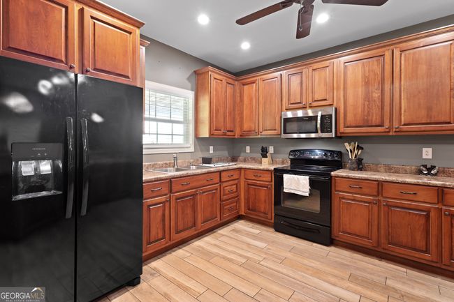2460 Thornton Rd, House other with 2 bedrooms, 3 bathrooms and null parking in Patterson GA | Image 23