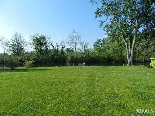 33 Ems B38a Ln, Leesburg, IN, 46538-9466 | Card Image