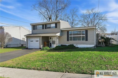 52 Gaub Rd, Old Bridge, NJ, 08857-2261 | Card Image