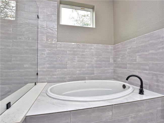 1 - 16310 Forest Way, Condo with 3 bedrooms, 3 bathrooms and 2 parking in Austin TX | Image 17