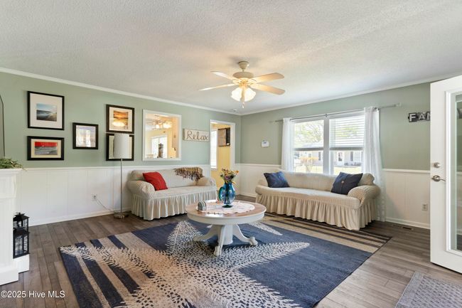 802 E Oak Island Dr, House other with 3 bedrooms, 2 bathrooms and null parking in Oak Island NC | Image 19