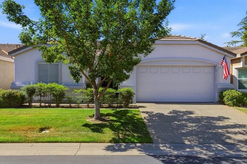 452 Luster Place, Folsom, CA, 95630 | Card Image