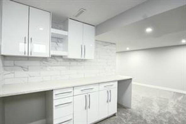 15 Haddock Rd Sw, House detached with 3 bedrooms, 3 bathrooms and 3 parking in Calgary AB | Image 37