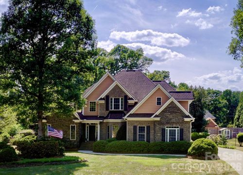 279 Woodstream Cir, Mooresville, NC, 28117-7469 | Card Image