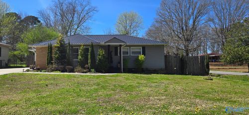 657 4th St Nw, Arab, AL, 35016-1010 | Card Image