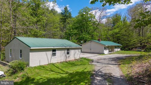 243 Lucas Rd, BELLEFONTE, PA, 16823-4508 | Card Image
