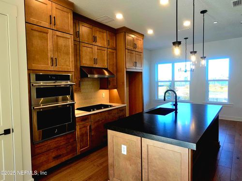 1928 Prudential Dr, Jacksonville, FL, 32207-8214 | Card Image