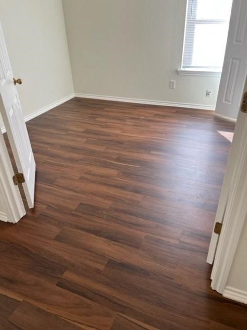 b-1029 E Hickory St, Denton, TX, 76205-4401 | Card Image