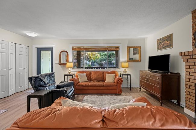 65 Islewood Dr, House other with 3 bedrooms, 2 bathrooms and 4 parking in Bowser BC | Image 12