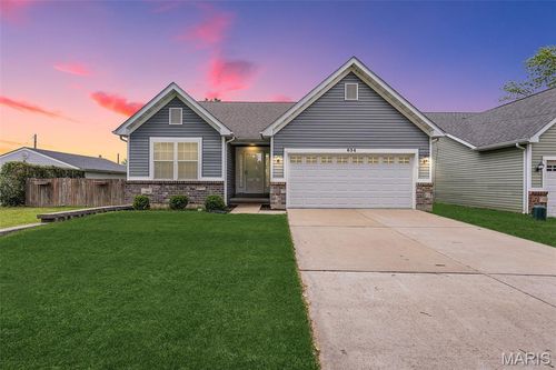 634 Leonard Ave, Valley Park, MO, 63088-1816 | Card Image