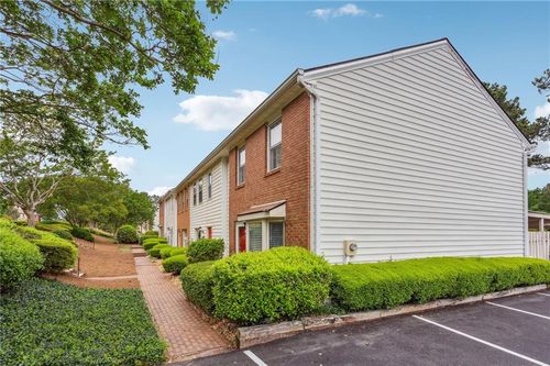 102 Holcomb Ferry Rd, Roswell, GA, 30076-2078 | Card Image