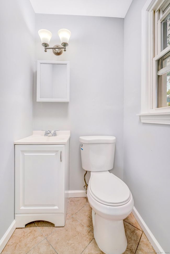 210 Forest Rd, House other with 3 bedrooms, 2 bathrooms and null parking in West Haven CT | Image 11