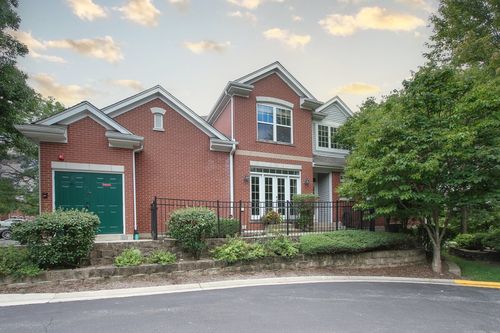 44 Lakebreeze Ct, Lake Zurich, IL, 60047-2243 | Card Image