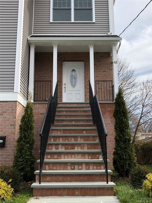 43 Ellsworth Ave, Harrison, NY, 10528-3112 | Card Image