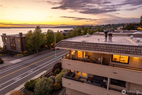 832 Lake St S, Kirkland, WA, 98033-6456 | Card Image