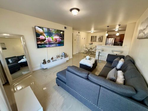 3280-3280 Nw 104th Ave, Coral Springs, FL, 33065-6143 | Card Image