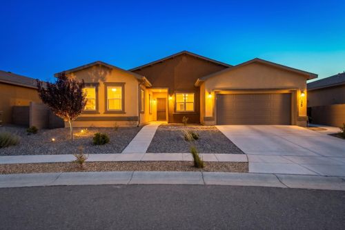 520 Pecos River Rd Sw, Los Lunas, NM, 87031-9083 | Card Image