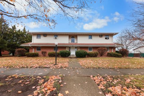 2-100 Green Acres Dr, Morris, IL, 60450-1388 | Card Image