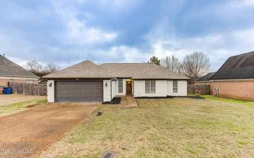5750 Sparrow Run, Olive Branch, MS, 38654-3561 | Card Image