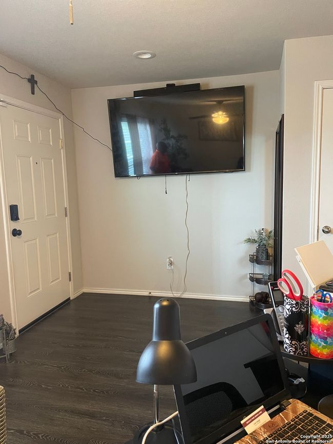 7106 Lunar Eclipse, House other with 3 bedrooms, 2 bathrooms and null parking in Converse TX | Image 5