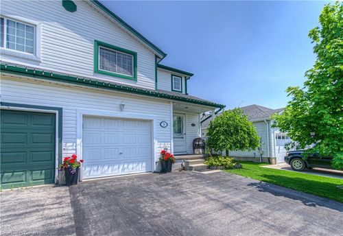 76 Hostetler Rd, New Hamburg, ON, N3A2E2 | Card Image