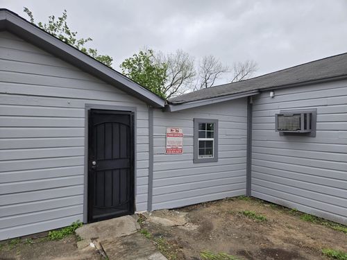 5906 Hillsboro St, Houston, TX, 77020-3024 | Card Image