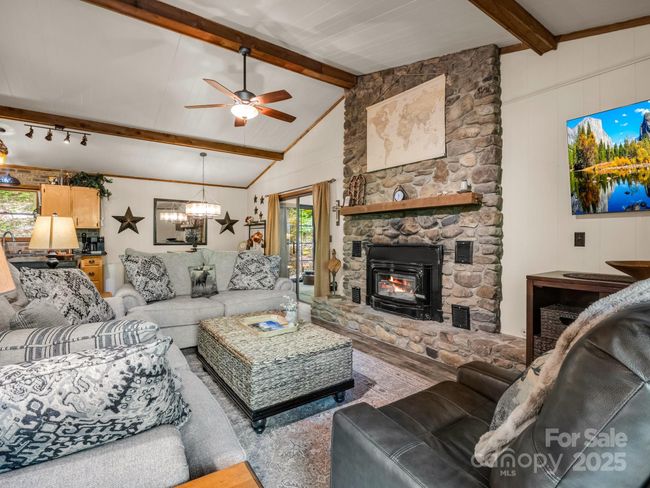 245 Chalet Rd, House other with 3 bedrooms, 3 bathrooms and null parking in Lake Lure NC | Image 10