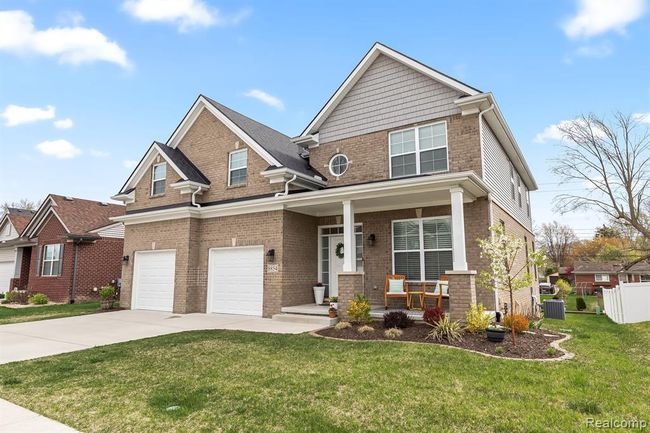 8854 Dover Court, Home with 5 bedrooms, 2 bathrooms and null parking in Livonia MI | Image 1