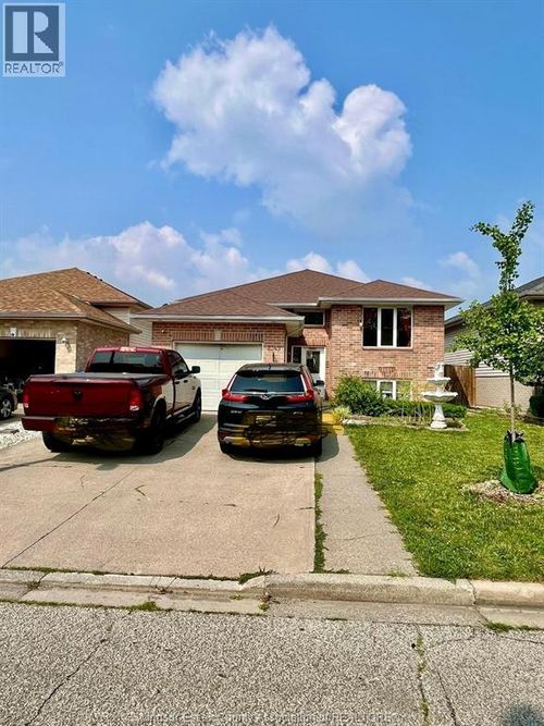 2349 Tranquility Ave, Windsor, ON, N8P1R8 | Card Image