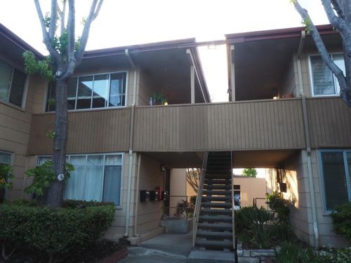 f-1555 Marina Ct, San Mateo, CA, 94403-5595 | Card Image