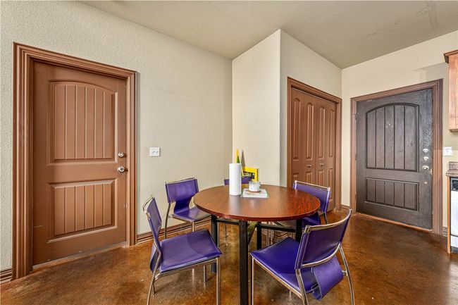 2410 S 2 Nd St, Condo with 3 bedrooms, 3 bathrooms and null parking in Waco TX | Image 12