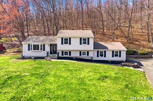 46 Rainbow Ct, Hamden, CT, 06514-1125 | Card Image