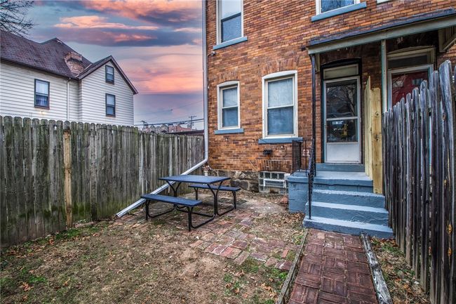 5728 Alder Way, Townhouse with 2 bedrooms, 1 bathrooms and 1 parking in Shadyside PA | Image 31