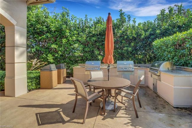 APT-2004 - 762 Regency Reserve Cir, Condo with 3 bedrooms, 3 bathrooms and 2 parking in NAPLES FL | Image 41