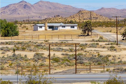 18531 E Palmdale Blvd, Palmdale, CA, 93591 | Card Image