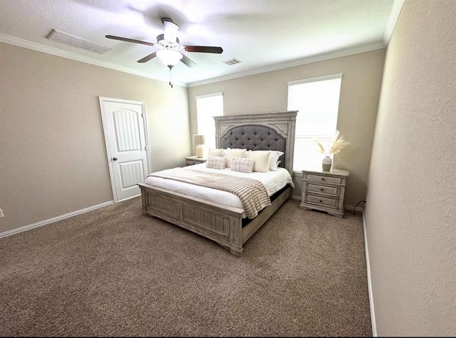 718 S Chamfer Way, House other with 4 bedrooms, 3 bathrooms and 3 parking in Crosby TX | Image 9