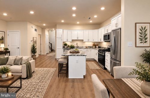 10 Wayne Ct, BLACKWOOD, NJ, 08012-4438 | Card Image