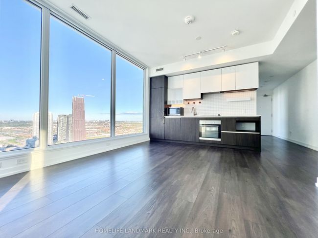 3702 - 5 Buttermill Ave, Condo with 3 bedrooms, 2 bathrooms and null parking in Vaughan ON | Image 18