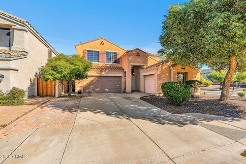 2540 E Misty Willow Ln, Phoenix, AZ, 85024-5249 | Card Image
