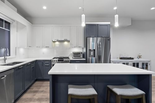 33-189 Wood St, New Westminster, BC, V3M0L7 | Card Image