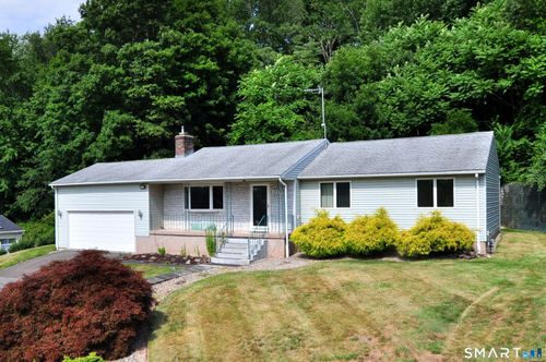 100 Wynding Brook Dr, Rocky Hill, CT, 06067-2911 | Card Image