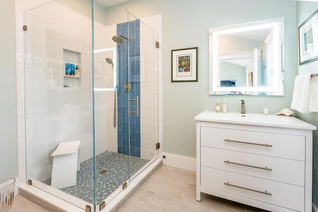 Bedroom Suite 3 | Image 34