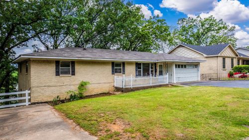 33 Cliffwood Cir, North Little Rock, AR, 72118-5107 | Card Image