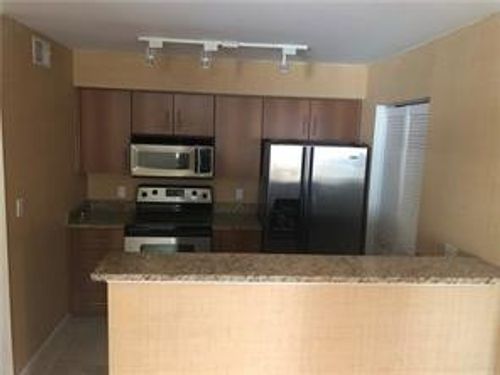 e-1001 Crystal Way, Delray Beach, FL, 33444-1006 | Card Image