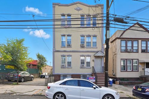 apt-3r-305 Cator Ave, Jersey City, NJ, 07305-2029 | Card Image