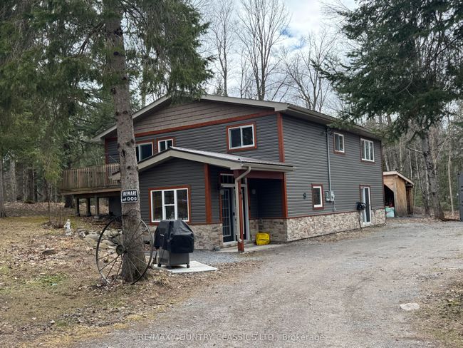 11780 Highway 28, House other with 5 bedrooms, 2 bathrooms and 10 parking in Apsley ON | Image 37