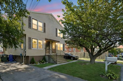 161 Ryan Ave, Stratford, CT, 06615-7411 | Card Image